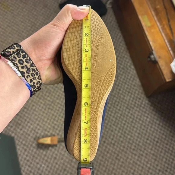 Stuart Weitzman Shoes - size 6.5 - Picture 4 of 4